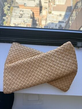 Bottega Veneta Tan Intrecciato Pouch Clutch